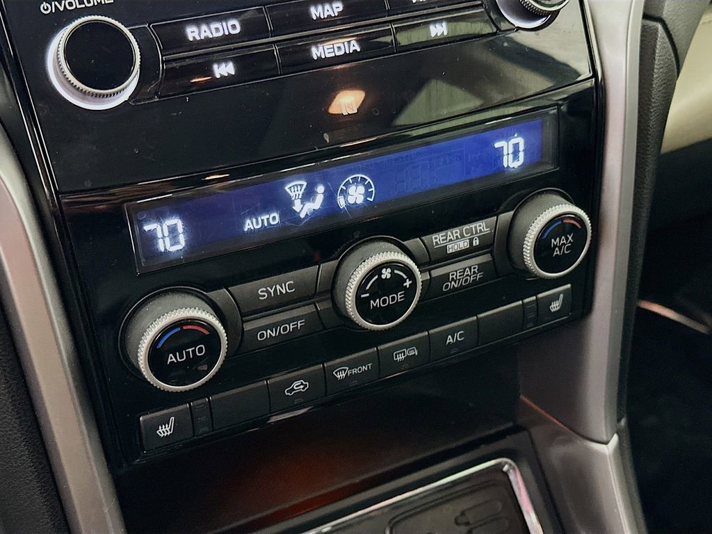 Used 2020 Subaru Ascent Limited w/ Technology Package image 22