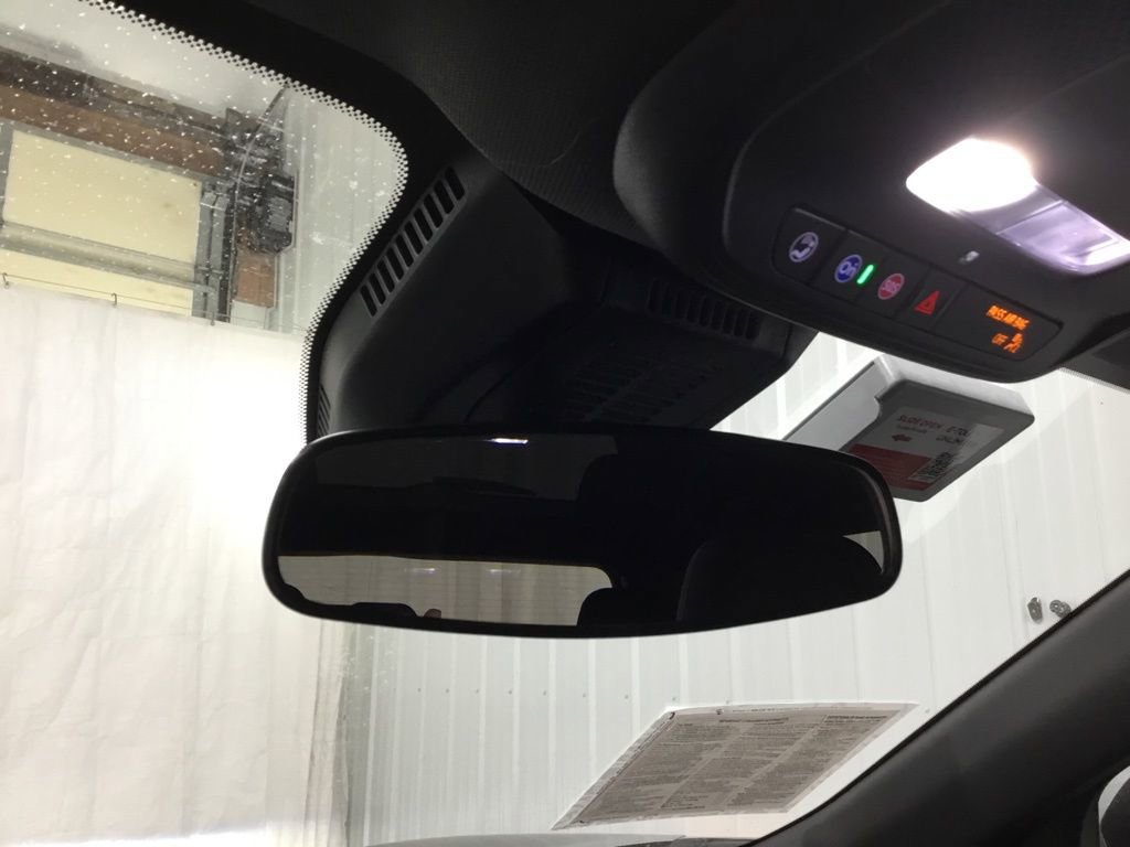 Used 2025 Chevrolet Equinox LT image 16