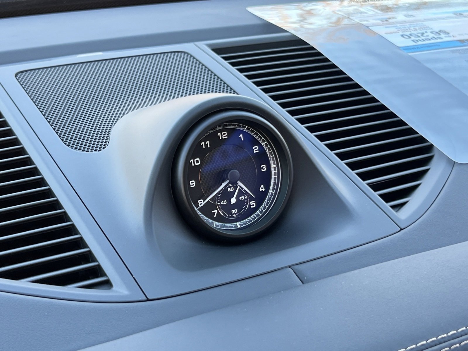 New 2026 Porsche Macan image 23