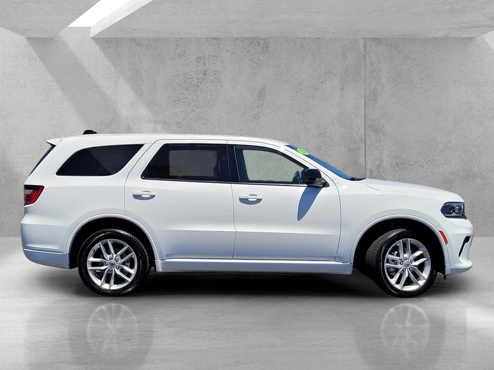 Used 2023 Dodge Durango GT AWD/4WD image 4