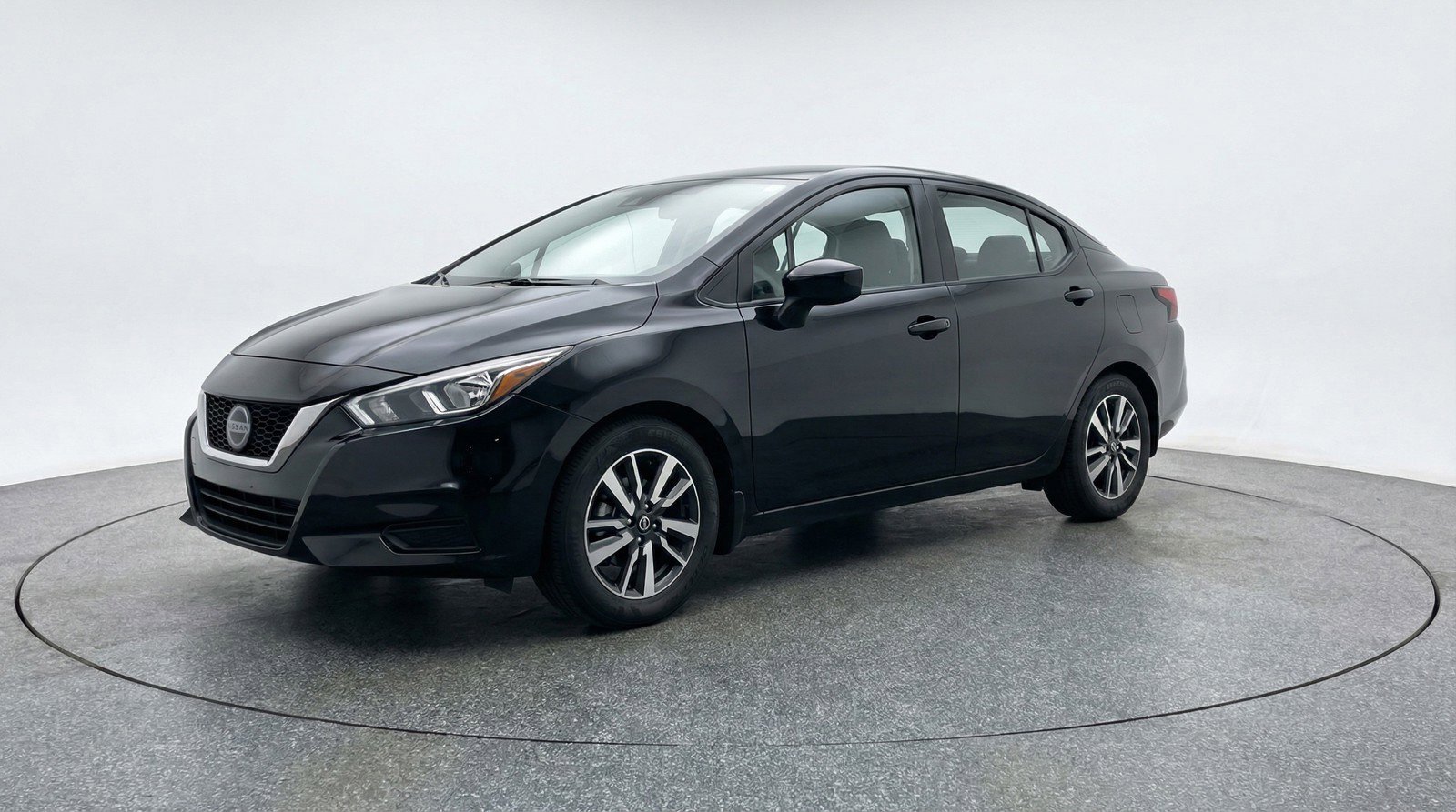 Used 2025 Nissan Versa SV FWD image 3