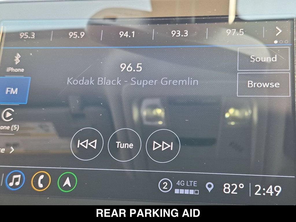 Used 2023 Chevrolet Equinox Premier FWD image 21