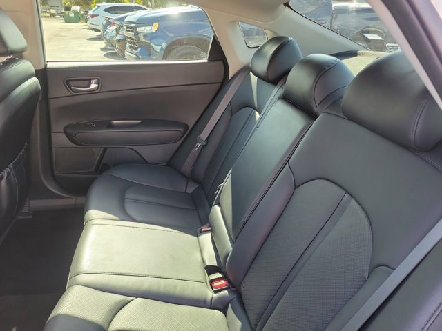 Used 2020 Kia Optima SE image 7