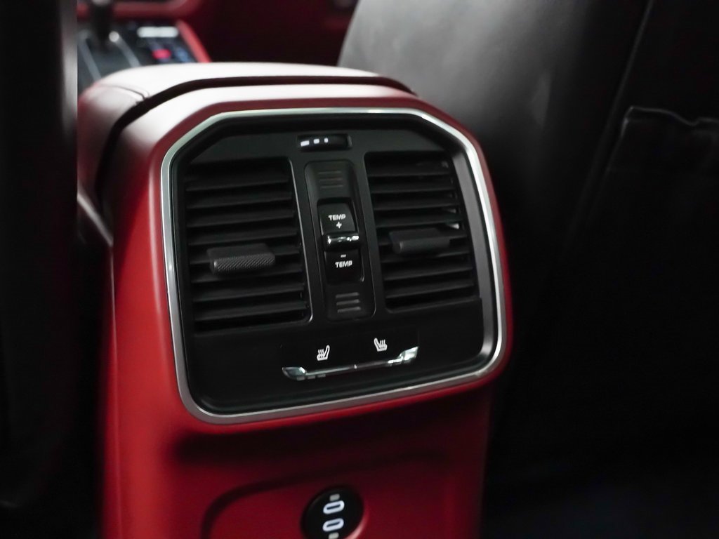 Used 2022 Porsche Macan GTS image 20