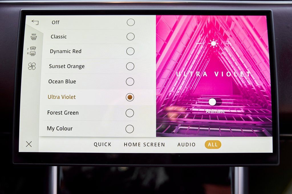 Used 2025 Land Rover Range Rover SE image 70