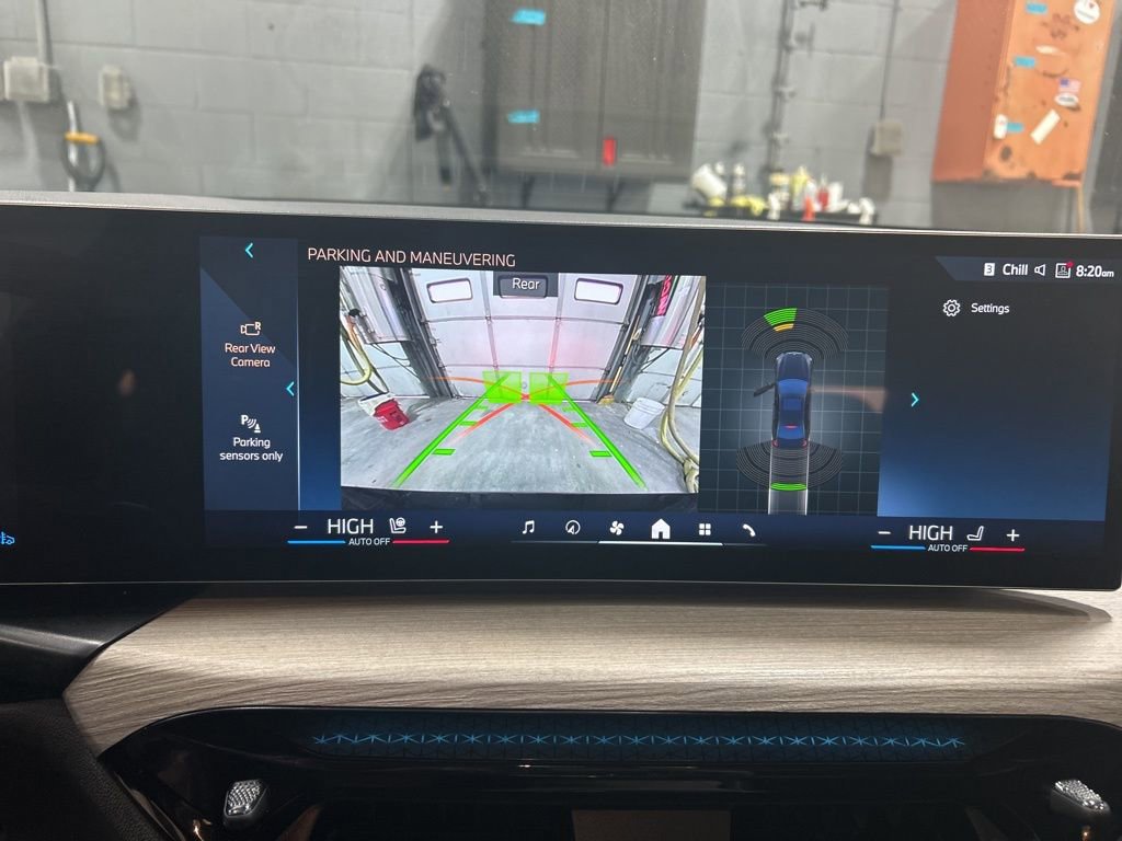 Used 2025 BMW 330i xDrive Sedan image 15