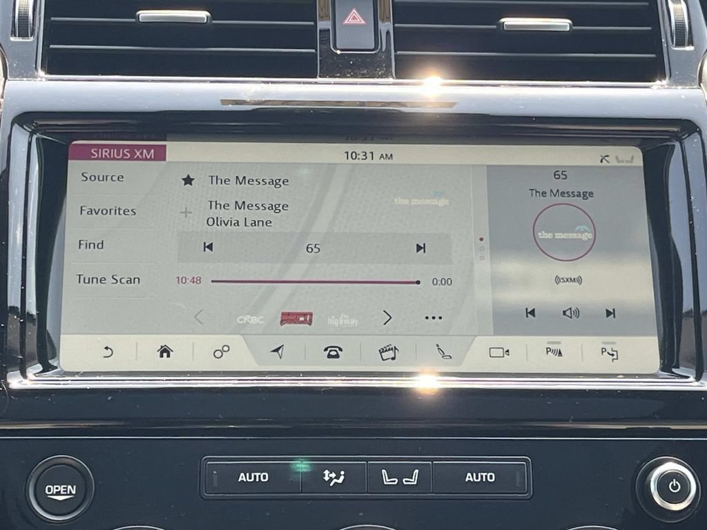 Used 2020 Land Rover Discovery HSE AWD/4WD image 15