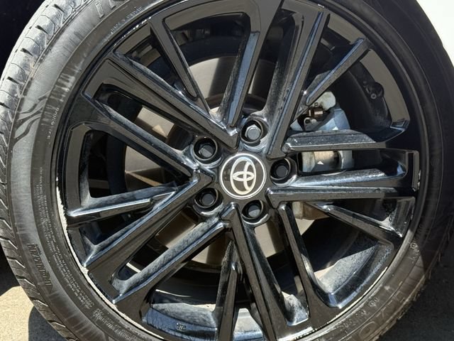 Used 2025 Toyota Camry SE FWD image 10
