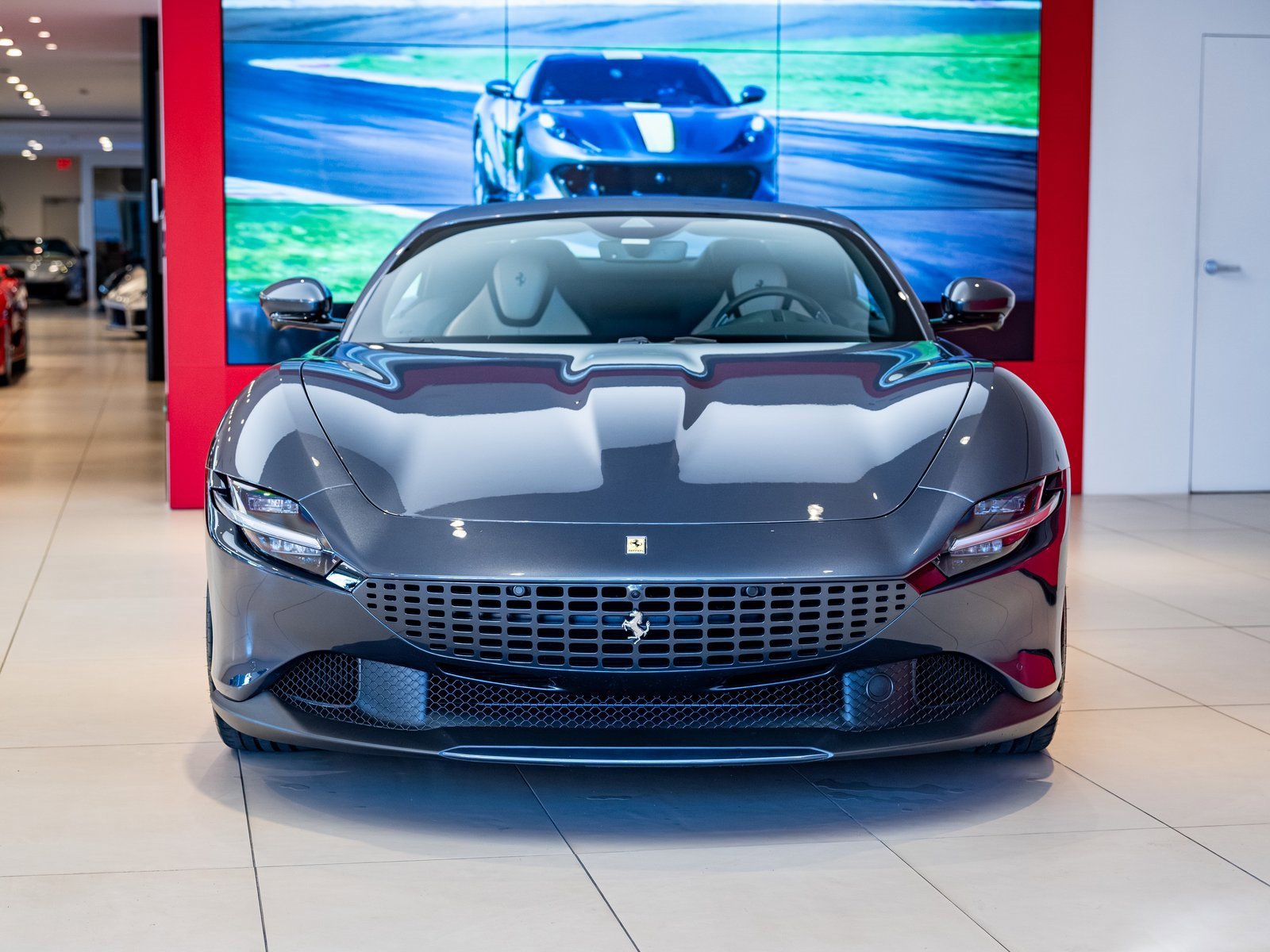 Used 2024 Ferrari Roma Spider image 32