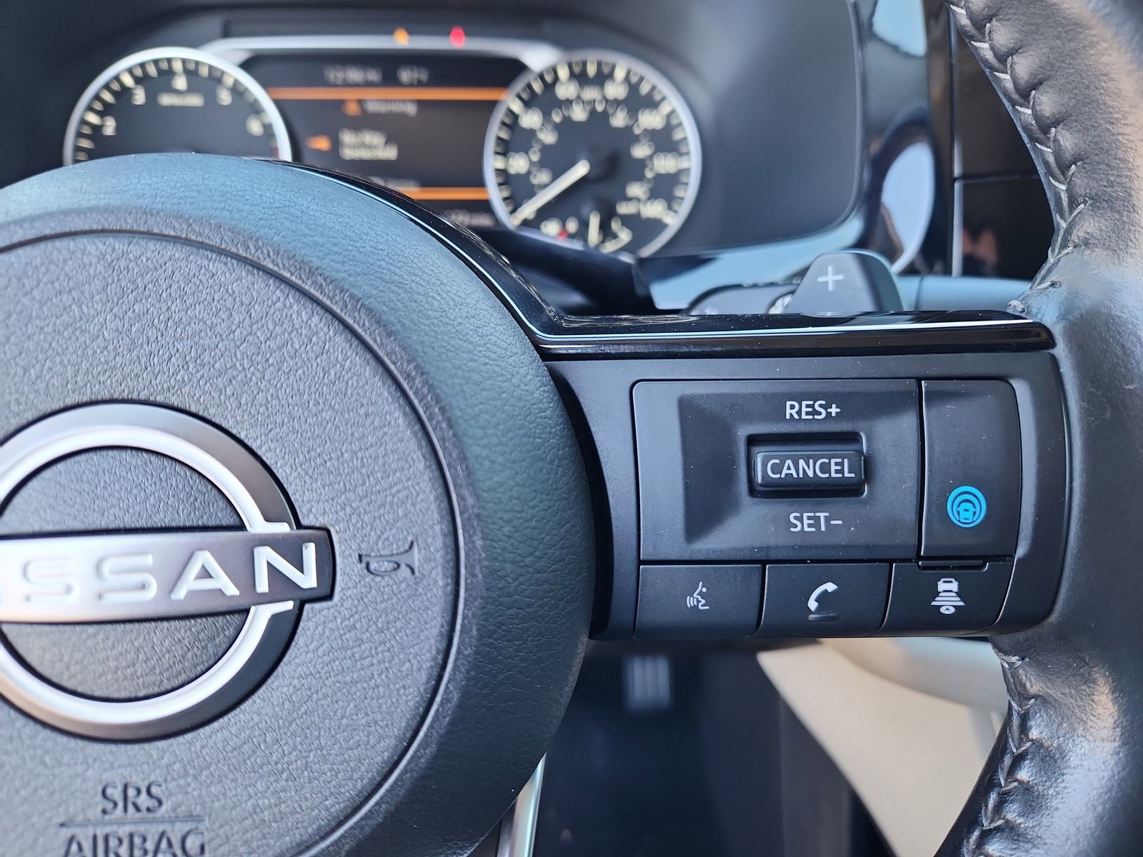 Used 2023 Nissan Pathfinder SV w/ Cargo Package image 21