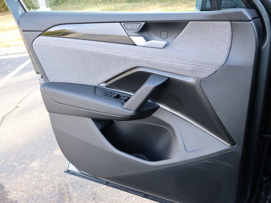 New 2026 Volkswagen Tiguan S image 35