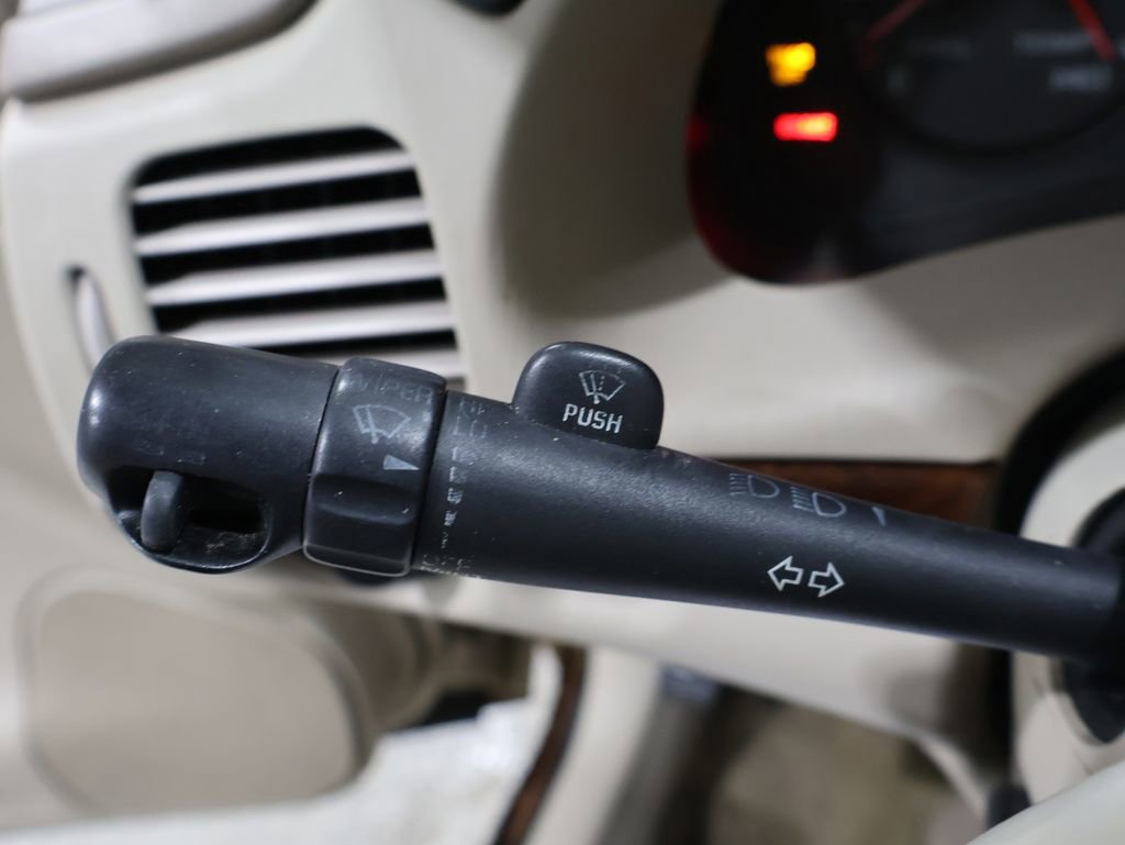 Used 2005 Chevrolet Impala LS w/ Preferred Equipment Group image 30