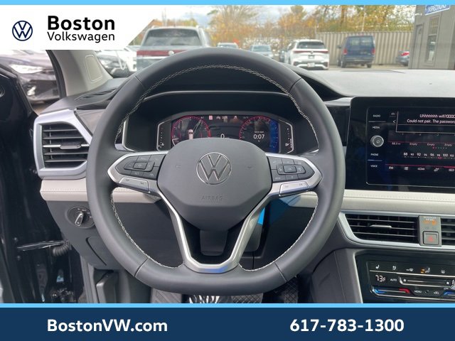 New 2025 Volkswagen Taos SEL image 15