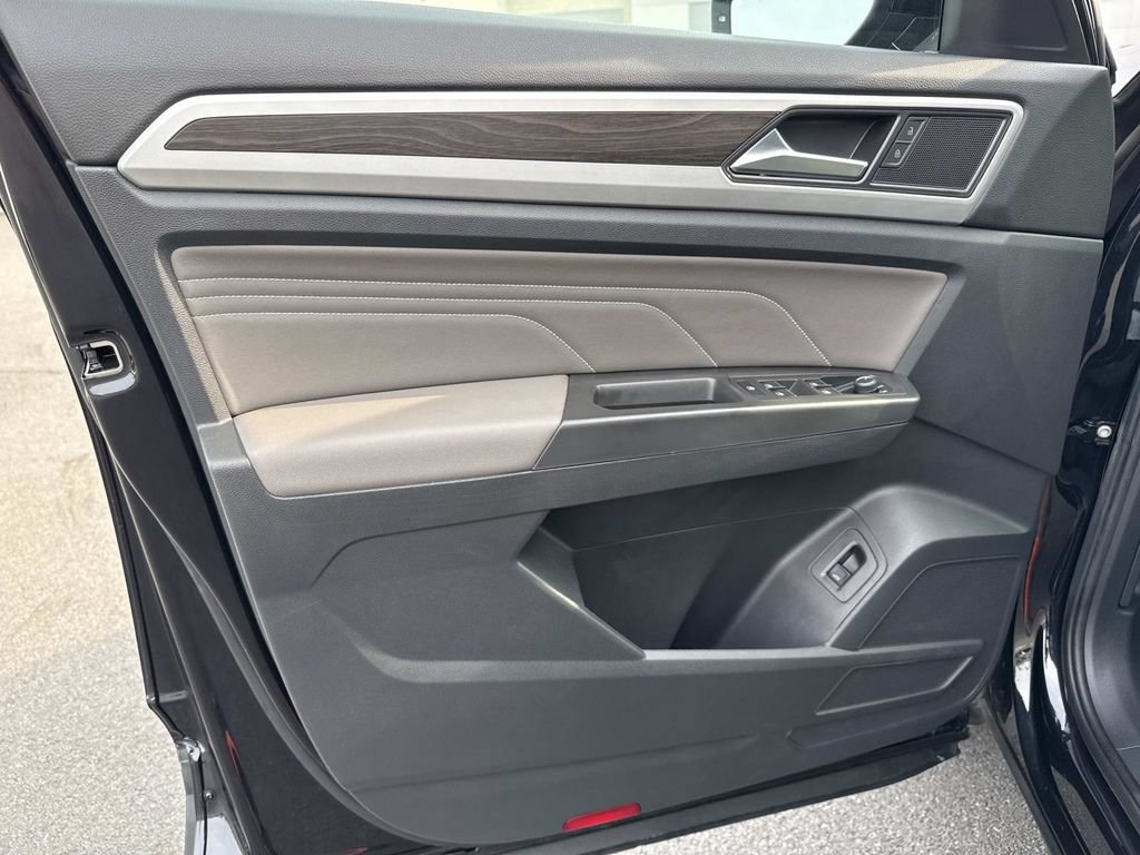 Used 2023 Volkswagen Atlas SE FWD image 9