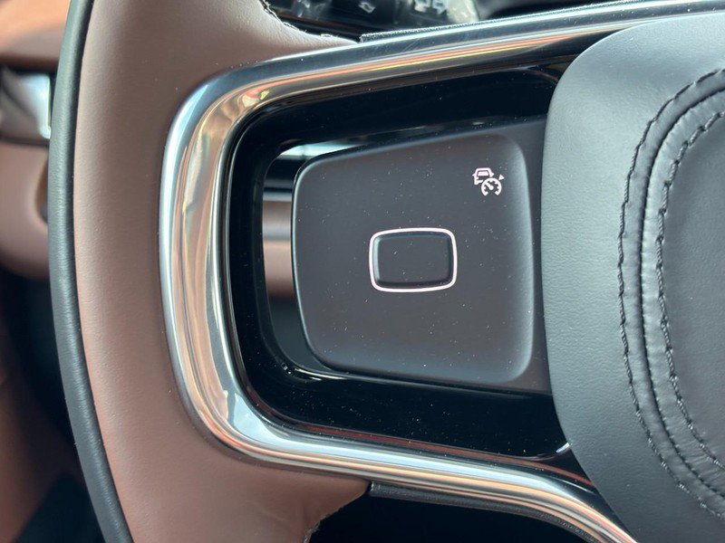 New 2026 Lincoln Navigator Reserve AWD/4WD image 17