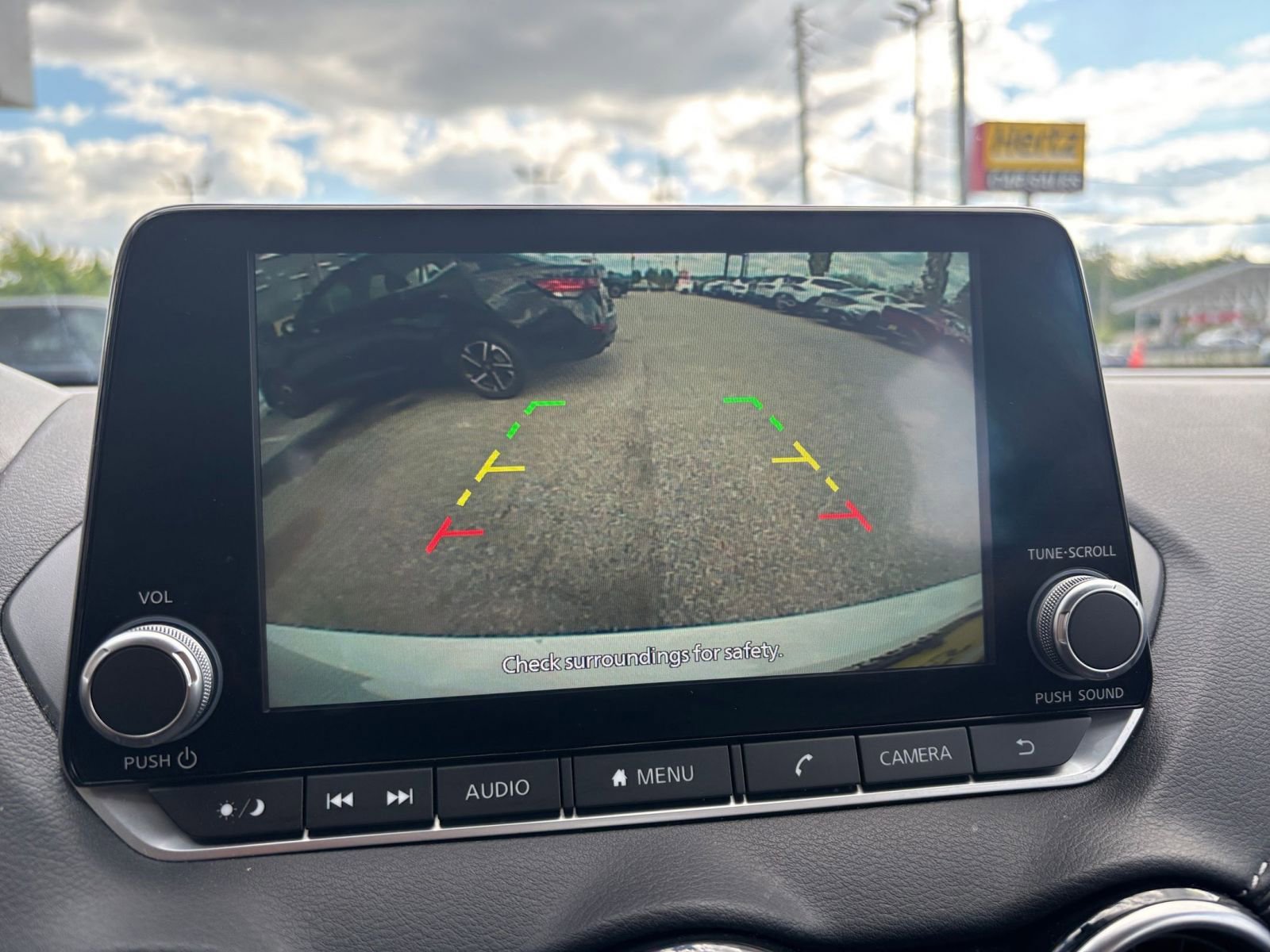 Used 2025 Nissan Sentra SV FWD image 22