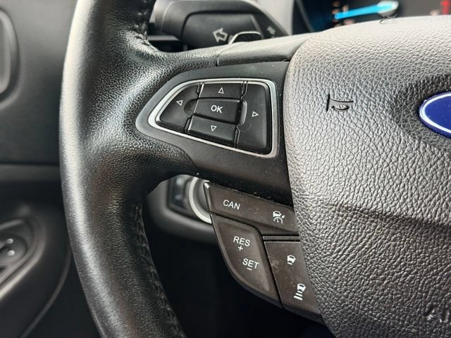 Used 2017 Ford Escape Titanium AWD/4WD image 10