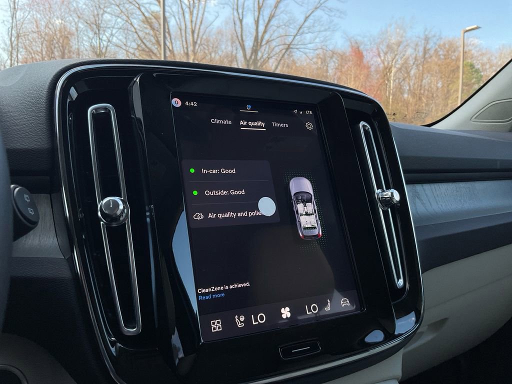 New 2026 Volvo XC40 B5 Plus w/ Protection Package Premier image 24