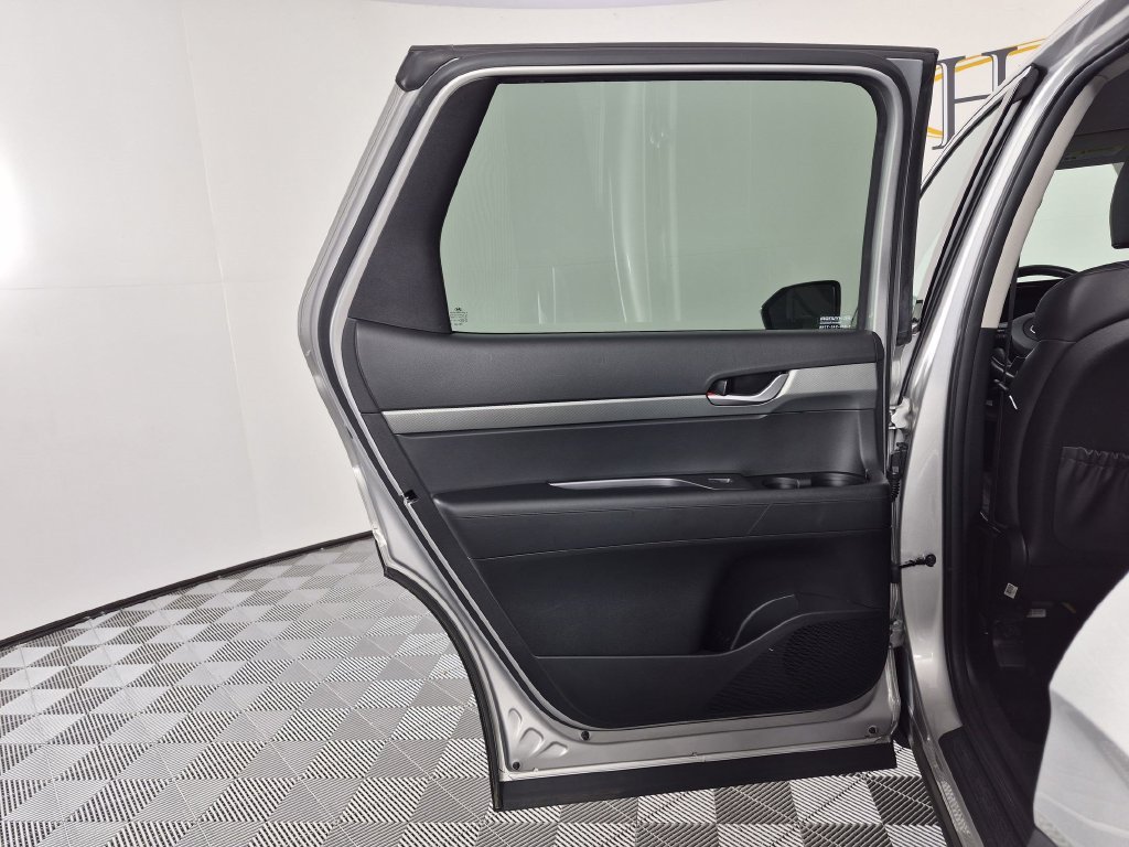 Used 2024 Hyundai Palisade SEL FWD image 29