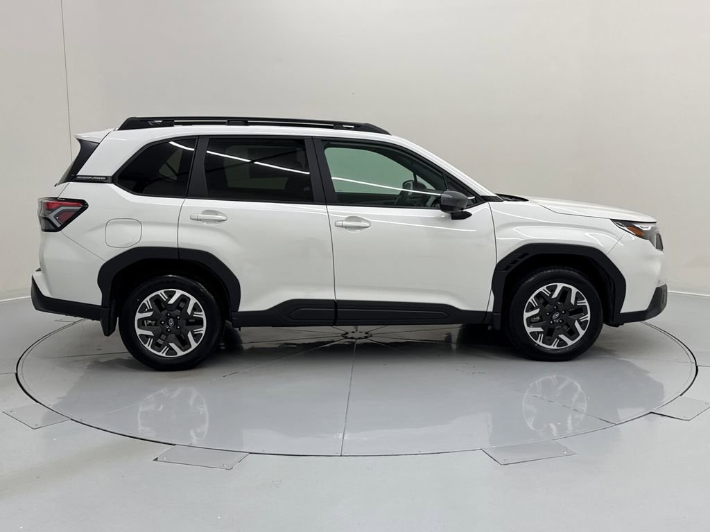 Used 2026 Subaru Forester Premium AWD/4WD image 6