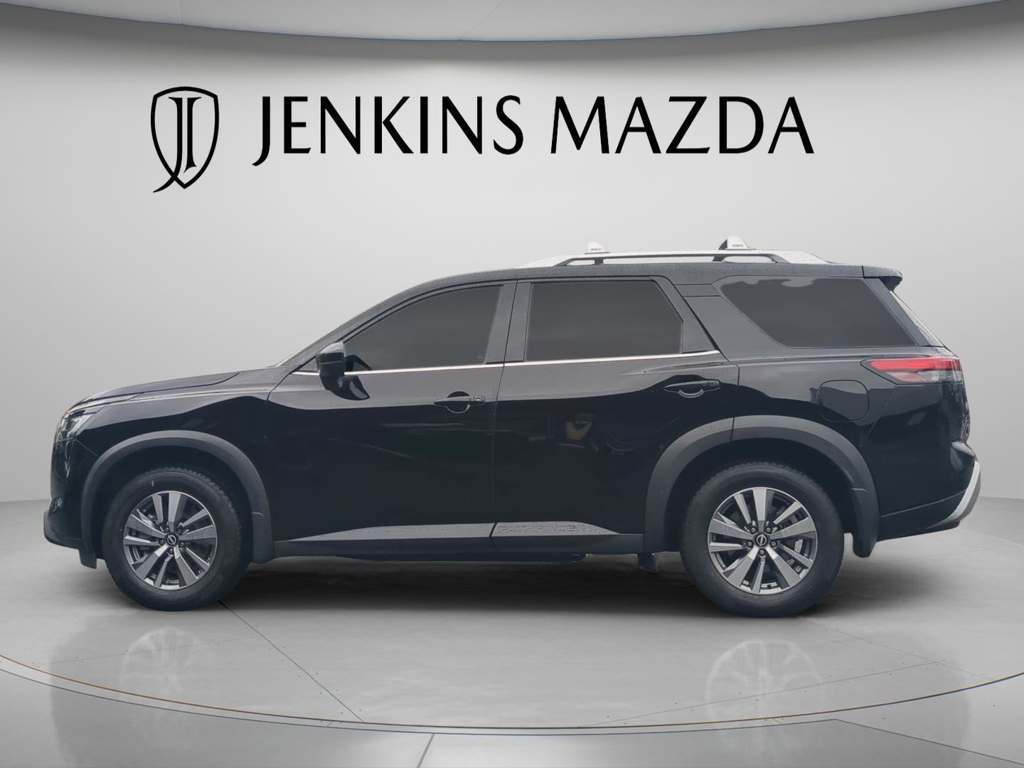 Used 2022 Nissan Pathfinder SL image 6