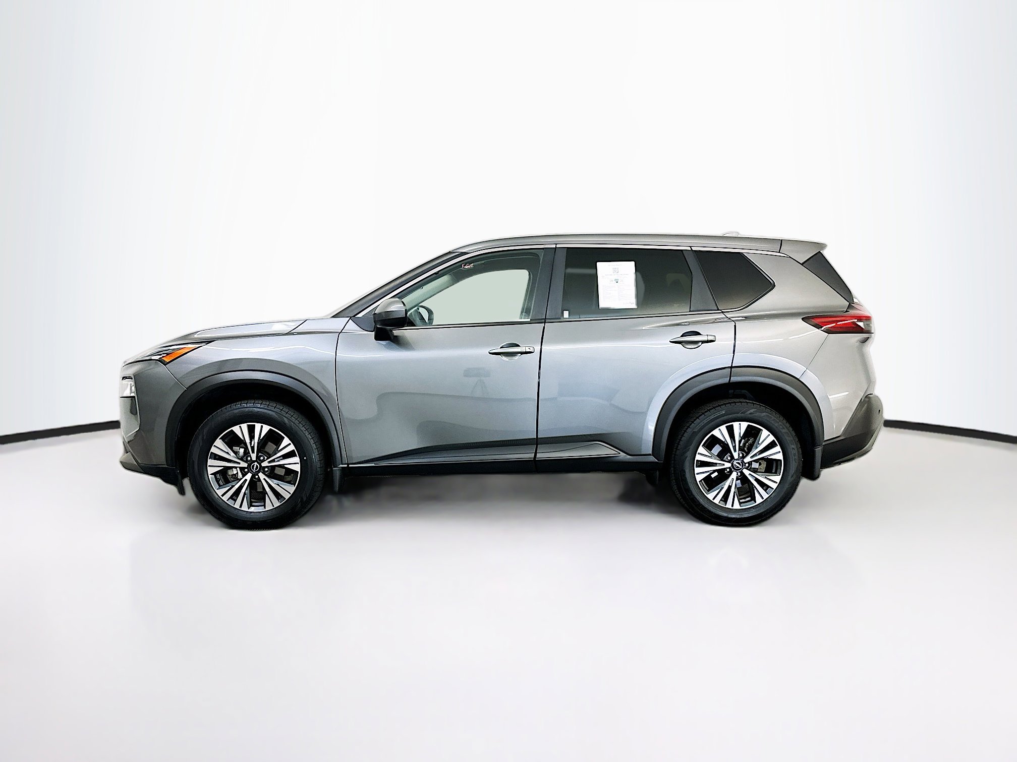 Used 2023 Nissan Rogue SV AWD/4WD image 4