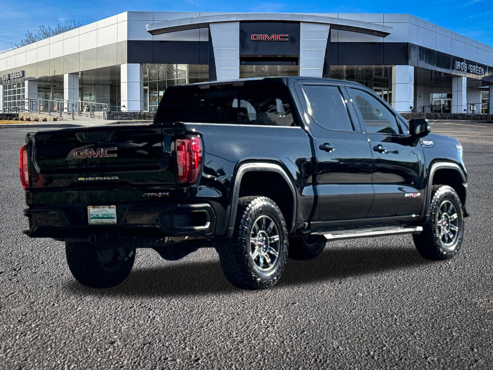 Used 2024 GMC Sierra 1500 AT4X video 3