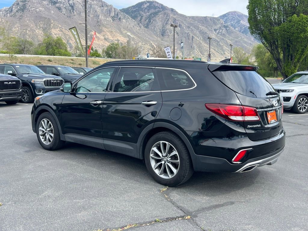 Used 2017 Hyundai Santa Fe SE w/ SE Premium Package 02 AWD/4WD image 11