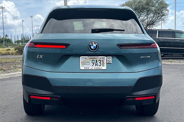 Used 2023 BMW iX xDrive50 image 4