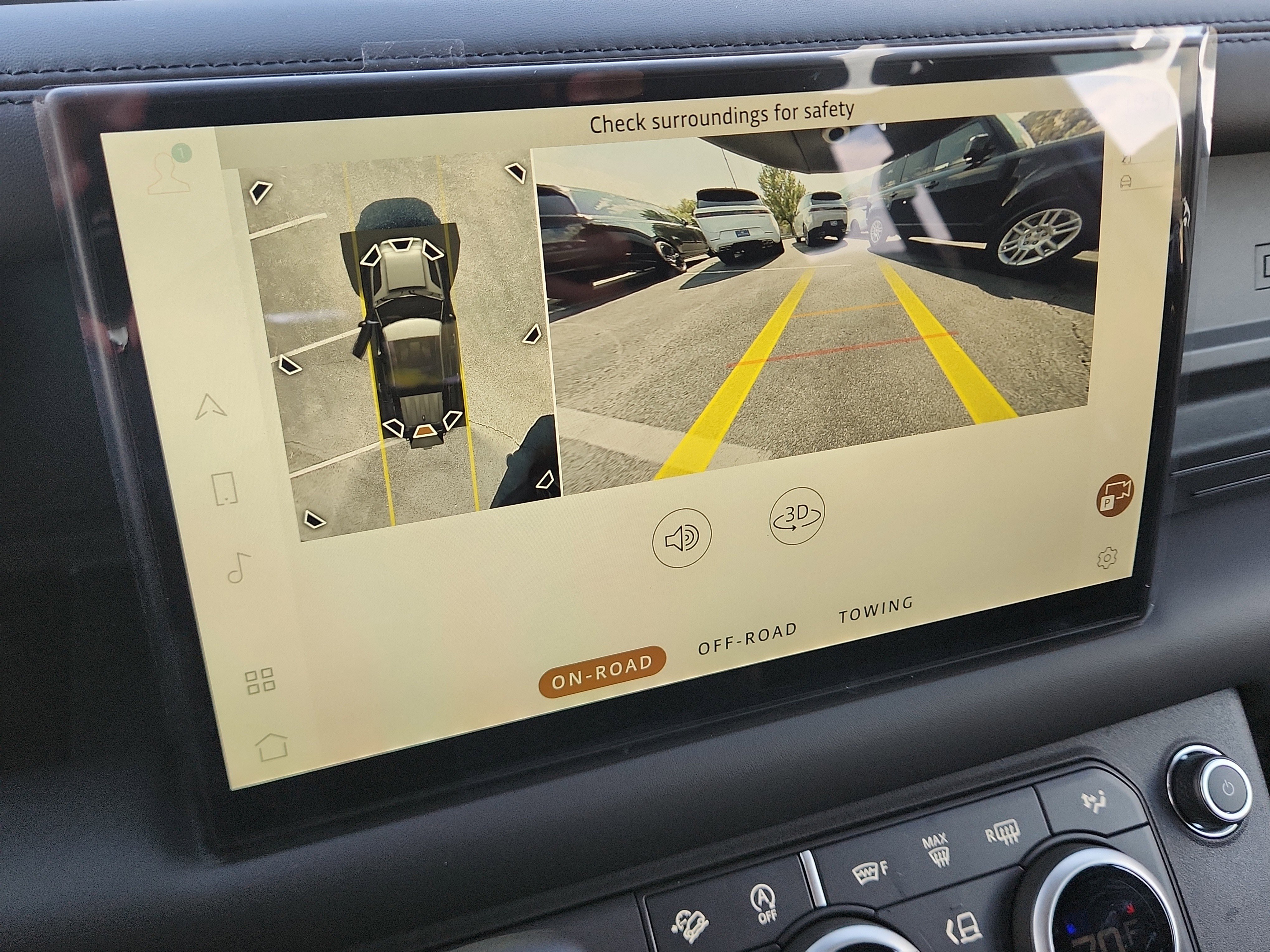 New 2025 Land Rover Defender 110 X-Dynamic SE image 27