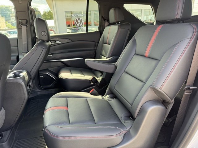 Certified 2024 Chevrolet Traverse RS w/ LPO, Floor Liner Package image 12