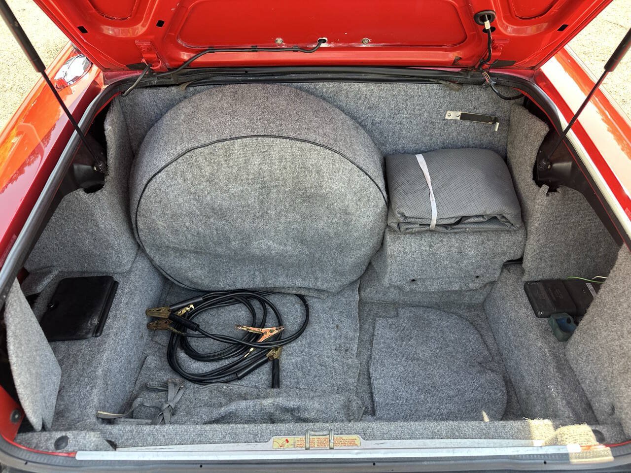 Used 1992 Jaguar XJS V12 Convertible RWD image 7