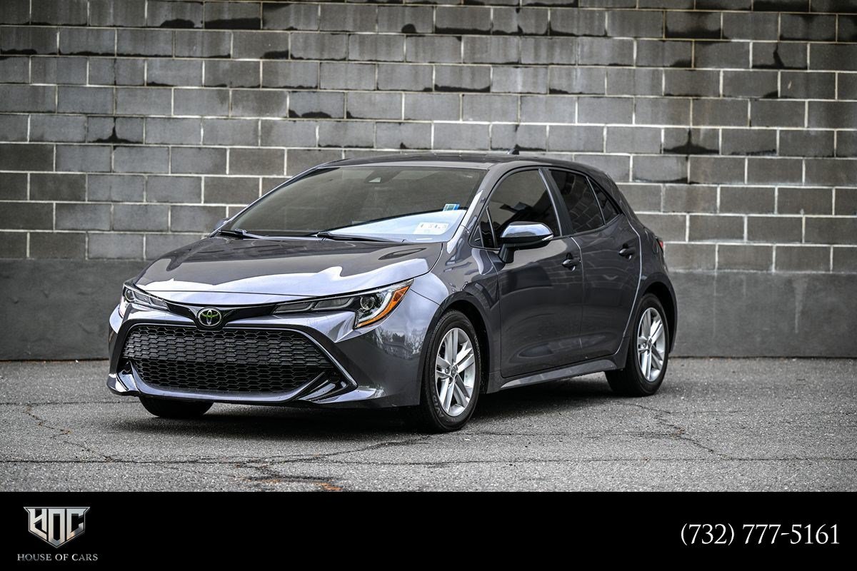 Used 2021 Toyota Corolla SE w/ SE Preferred Package