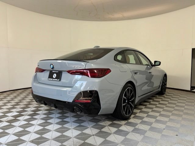 New 2026 BMW 430i xDrive w/ M Sport Package AWD/4WD image 7