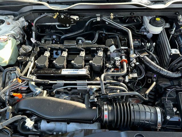 Used 2017 Honda Civic EX-L image 9