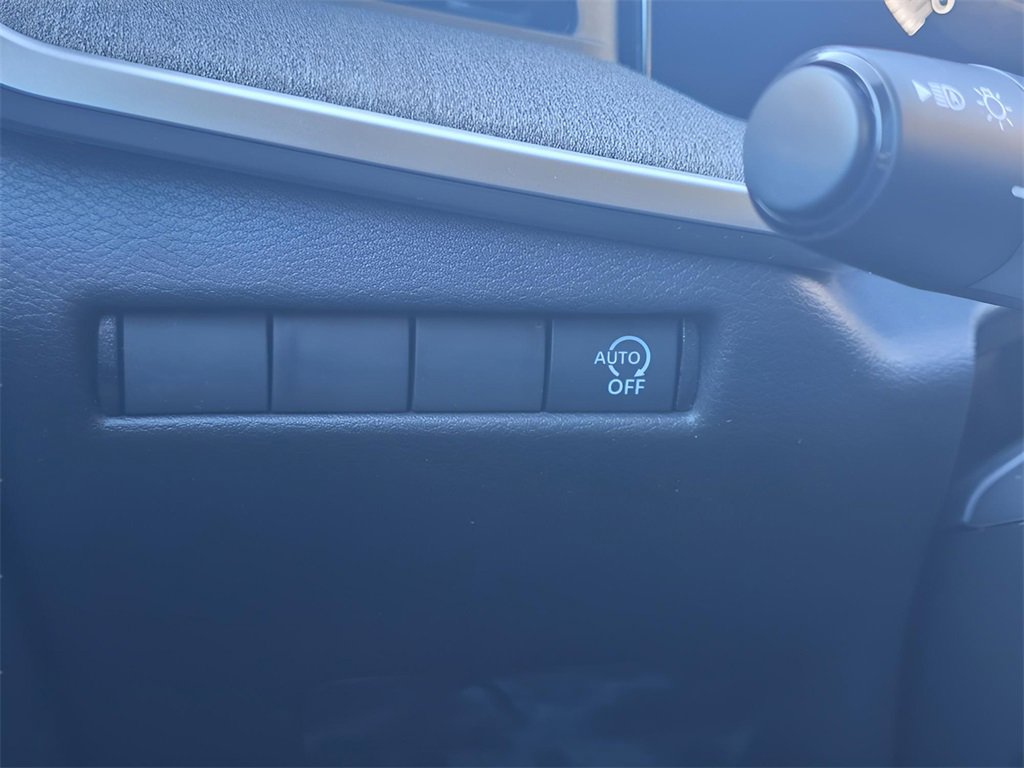 New 2026 Nissan Kicks SV image 21