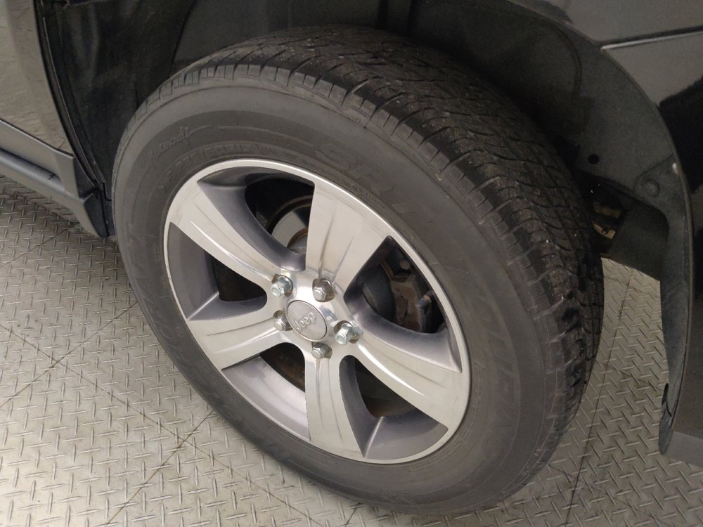 Used 2017 Jeep Compass High Altitude AWD/4WD image 31