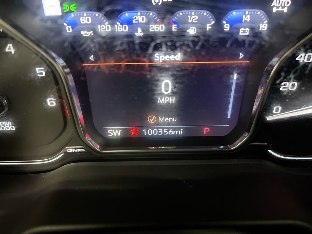 Used 2021 GMC Yukon AT4 w/ AT4 Premium Plus Package image 13