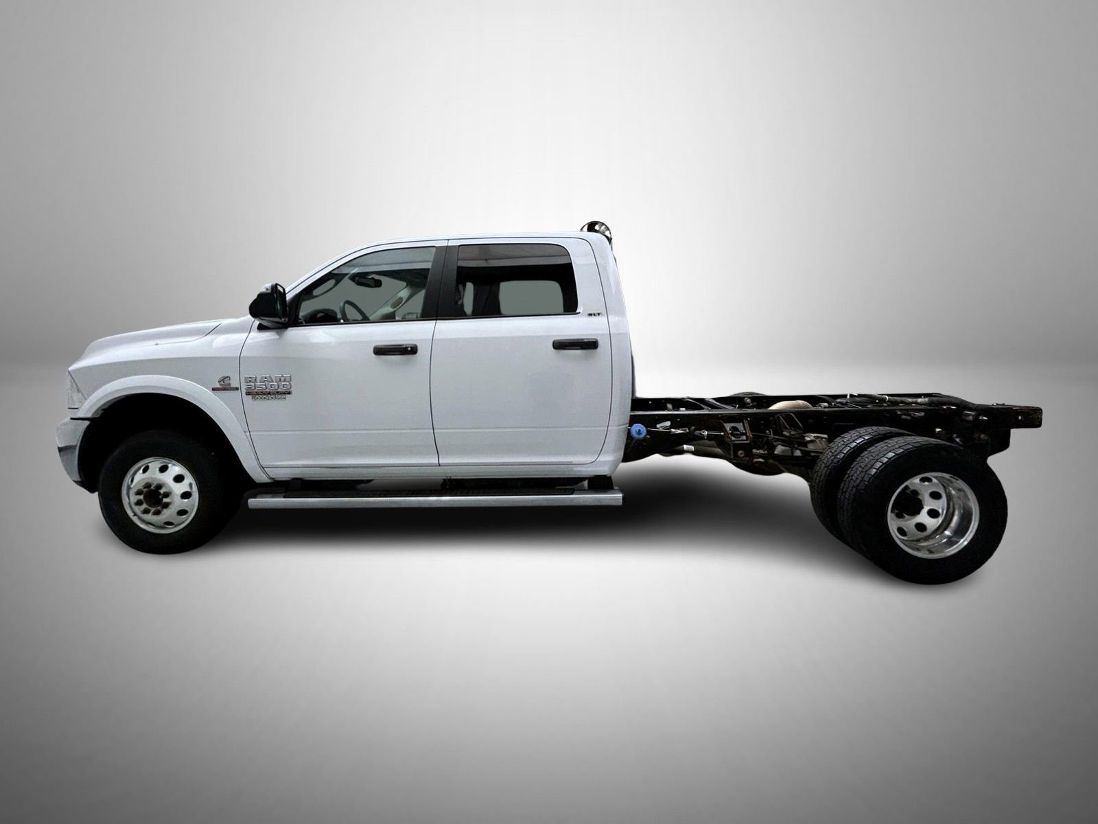 Used 2016 RAM 3500 SLT w/ Quick Order Package 29G SLT RWD image 8