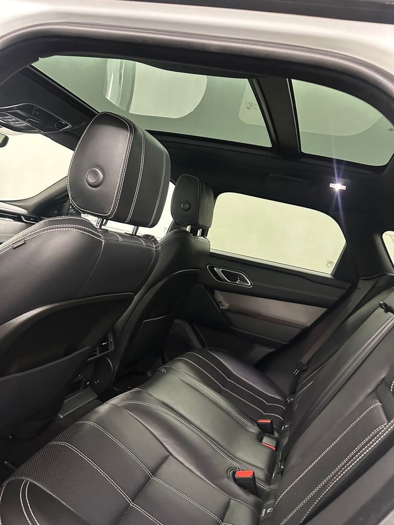 Used 2019 Land Rover Range Rover Velar S image 24