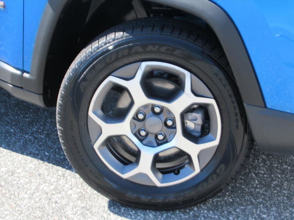 Used 2022 Jeep Compass Trailhawk image 7