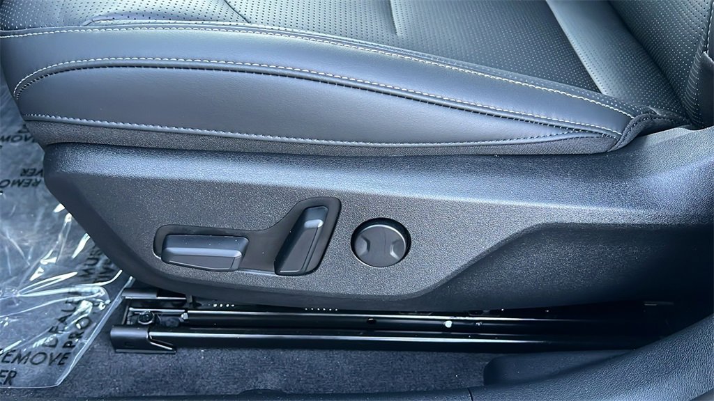 New 2025 Kia EV6 Wind image 11