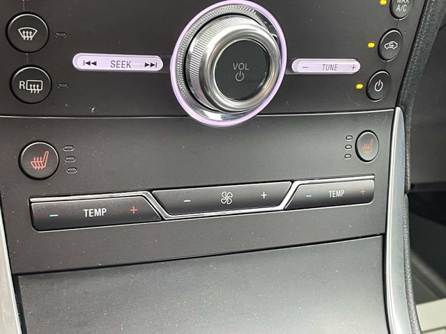 Certified 2017 Ford Edge Titanium w/ Technology Package FWD image 33