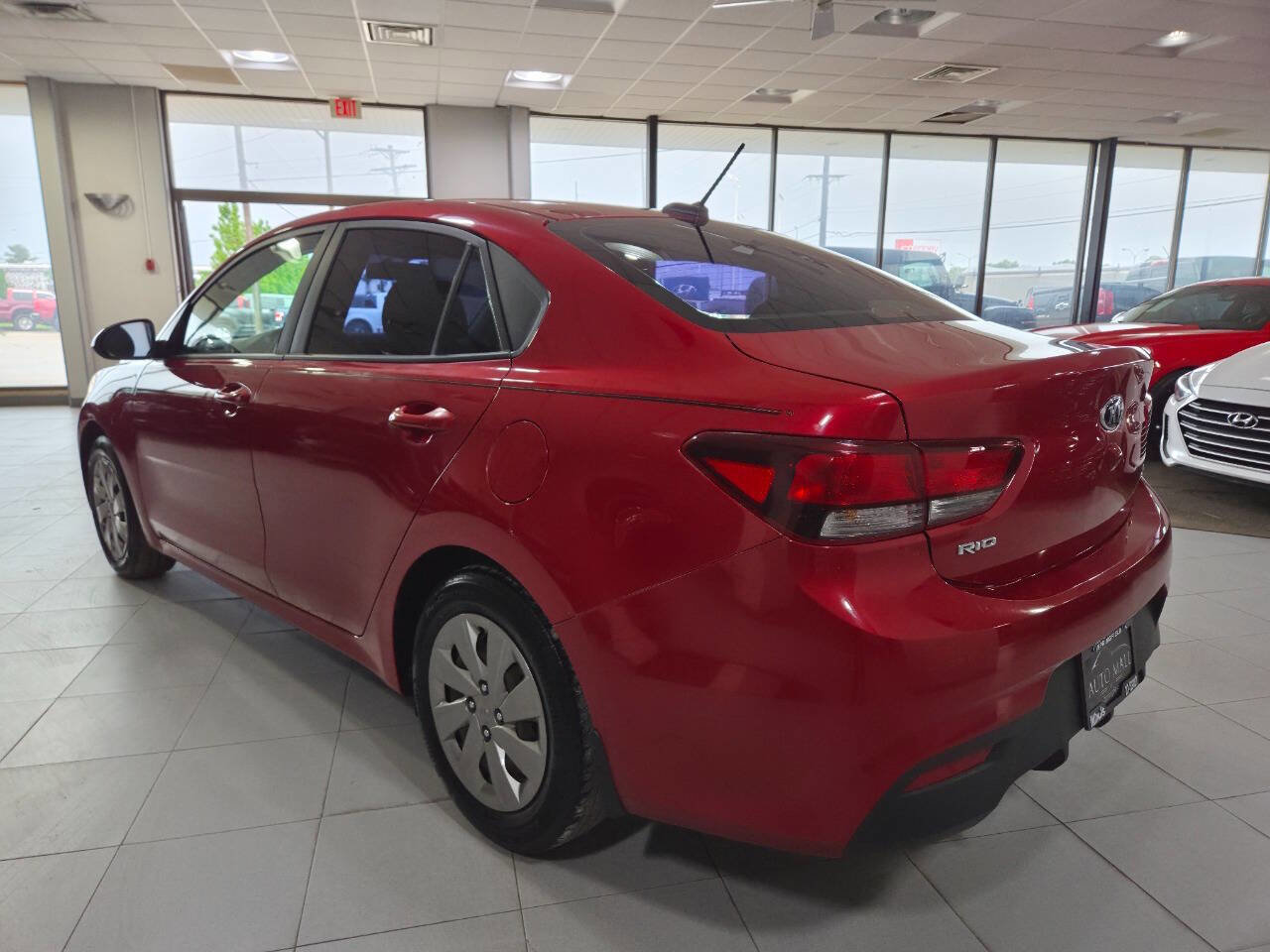 Used 2020 Kia Rio S FWD image 5