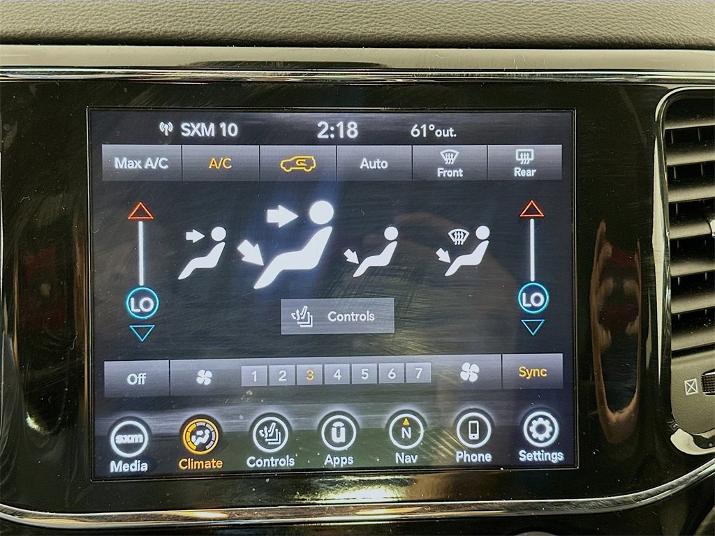 Used 2021 Jeep Grand Cherokee Limited image 16