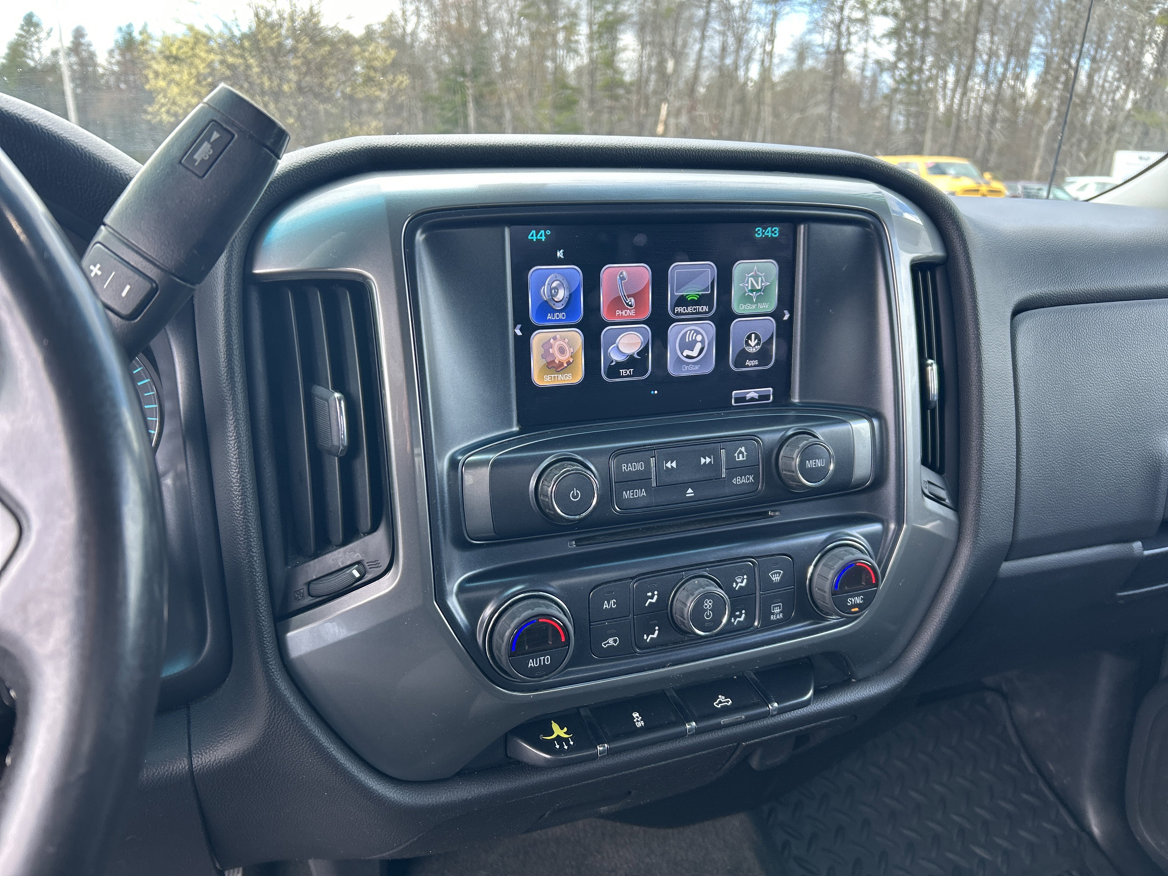 Used 2018 Chevrolet Silverado 1500 LT w/ All Star Edition AWD/4WD image 17