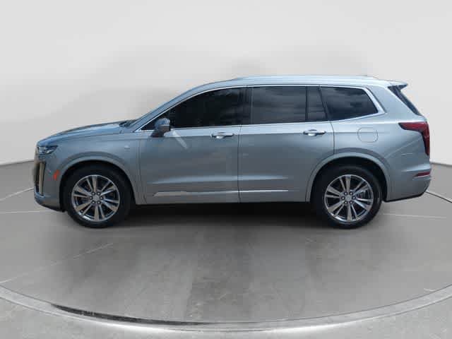Used 2025 Cadillac XT6 Premium Luxury w/ LPO, Floor Liner Package FWD image 5