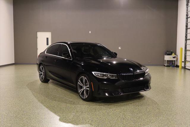 Used 2021 BMW 330i Sedan w/ Convenience Package RWD image 1