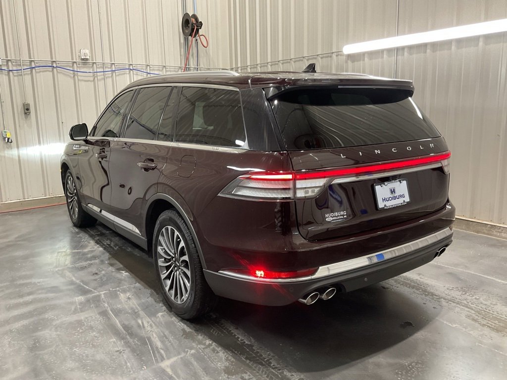 Used 2023 Lincoln Aviator 2WD w/ Premium Package image 22