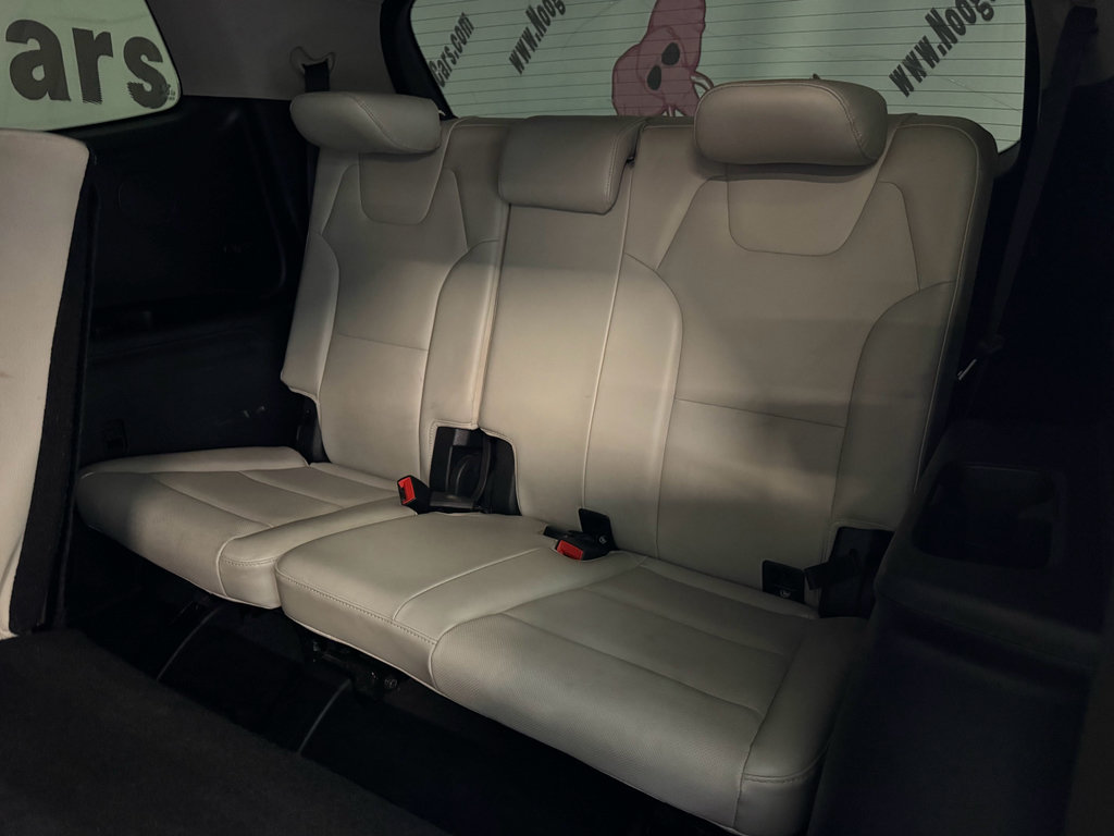 Used 2020 Kia Telluride S w/ S 8 Passenger Seating Package FWD image 22